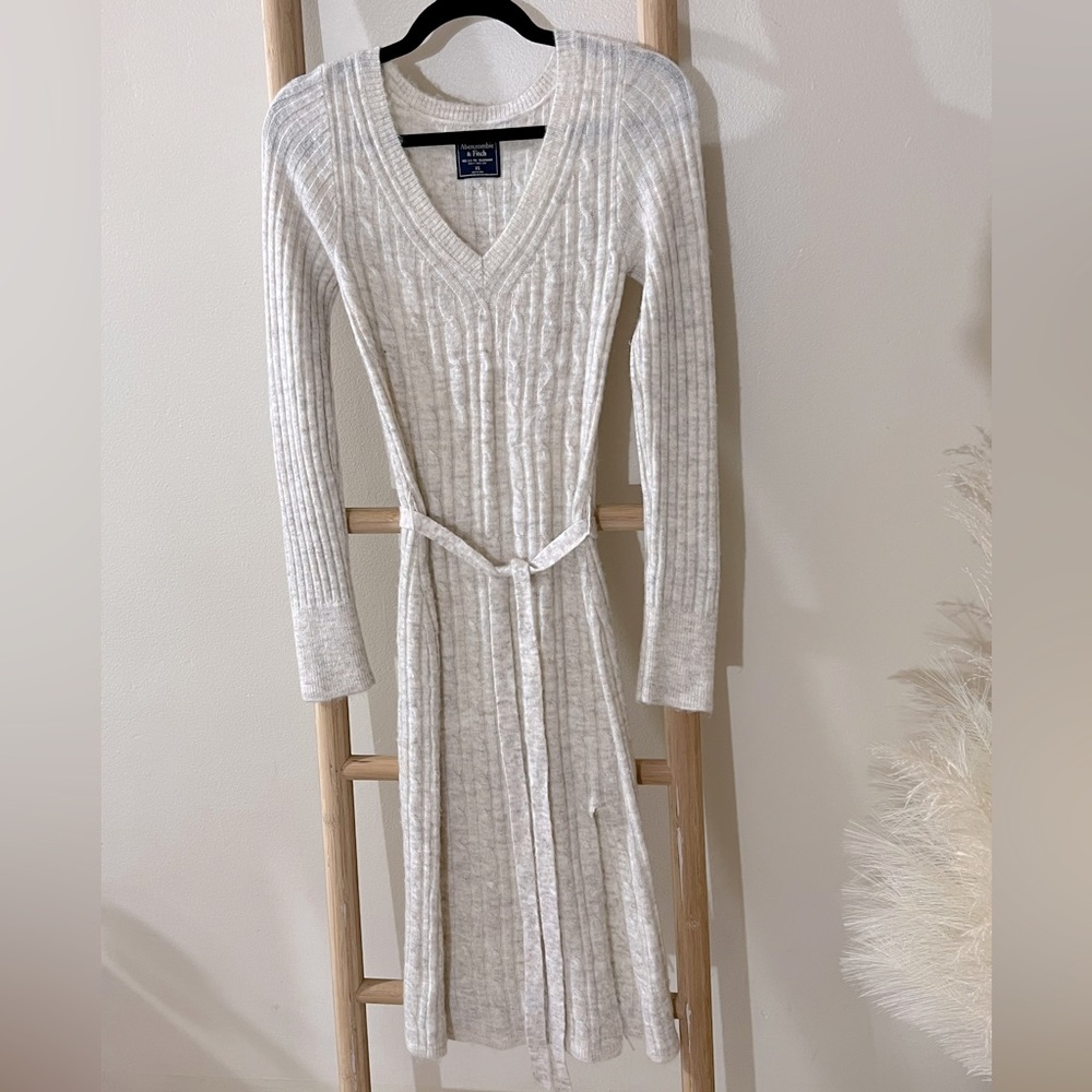Abercrombie & Fitch Knit Midi Dress